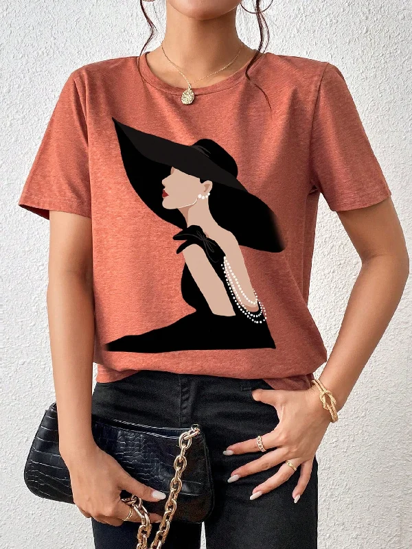 Amy Fashion - Figure Graphic Tee