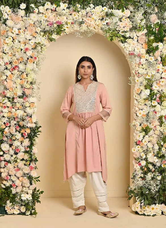 Peach Knee-length Kurta with Asymmetric Hem and 3/4th Sleeves